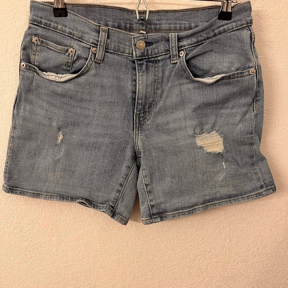 Levi’s womens shorts size 30 - Picture 1 of 6